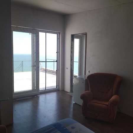 Аппартаменты Студия Первая Линия У Моря В Совиньоне Odesa Room photo